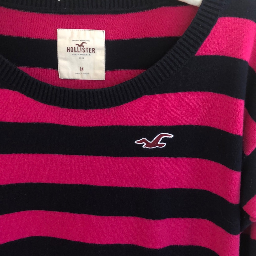 ‼️SOLD‼️ HOLLISTER crew sweater - Picture 2 of 2